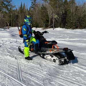 Meet your Posher, Derick